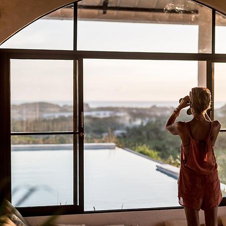 Drop In Surf Lodge Kuta  Екстер'єр фото