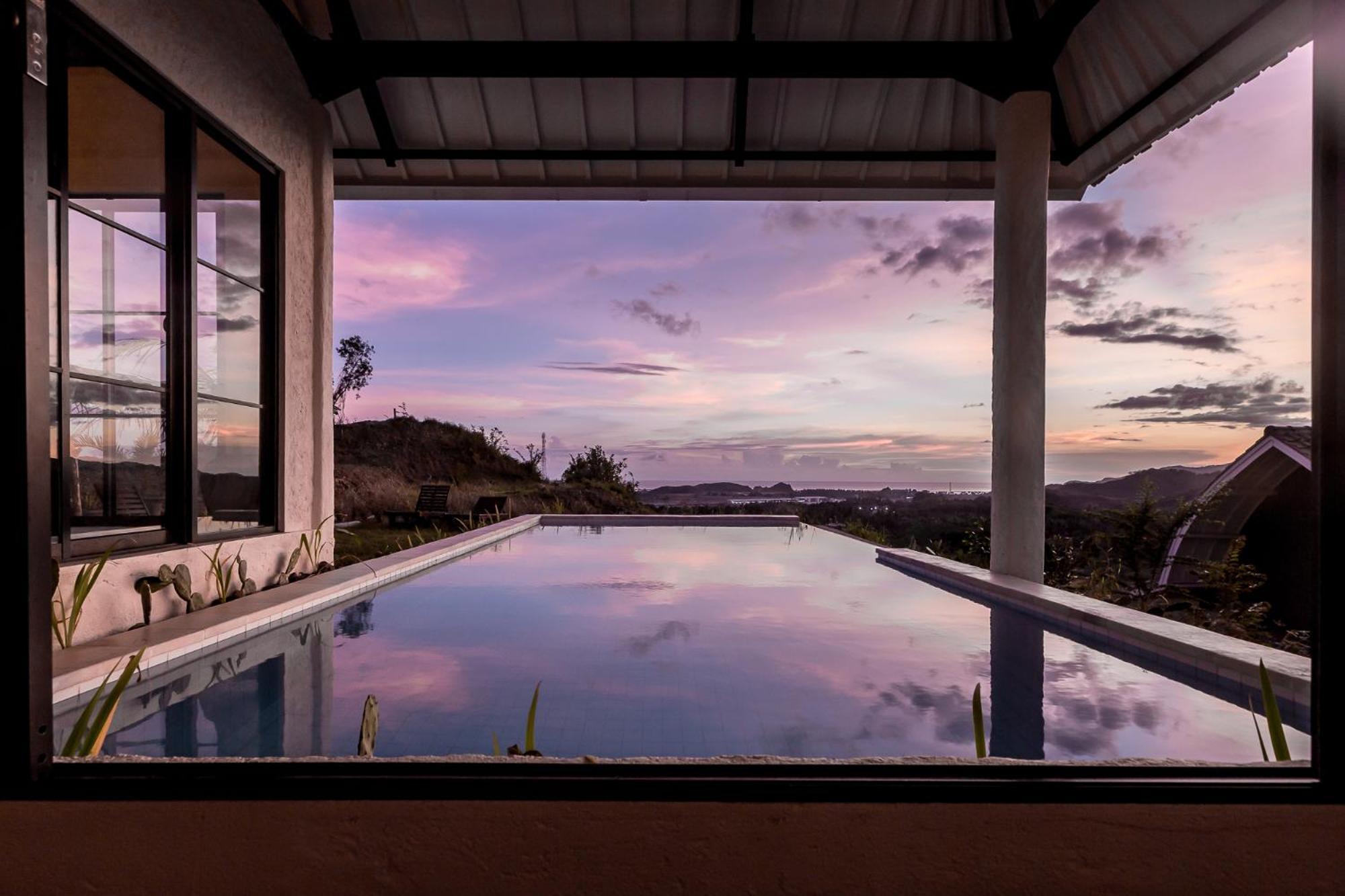 Drop In Surf Lodge Kuta  Екстер'єр фото