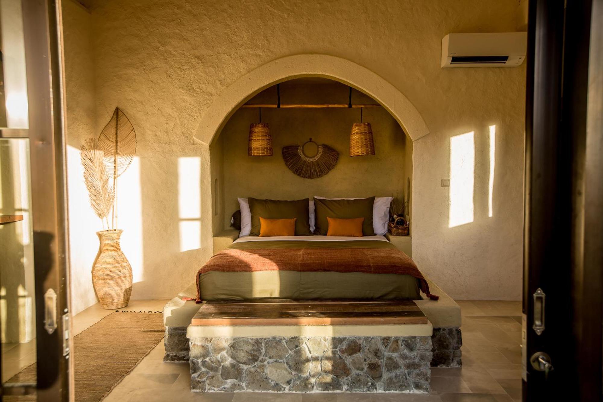 Drop In Surf Lodge Kuta  Екстер'єр фото