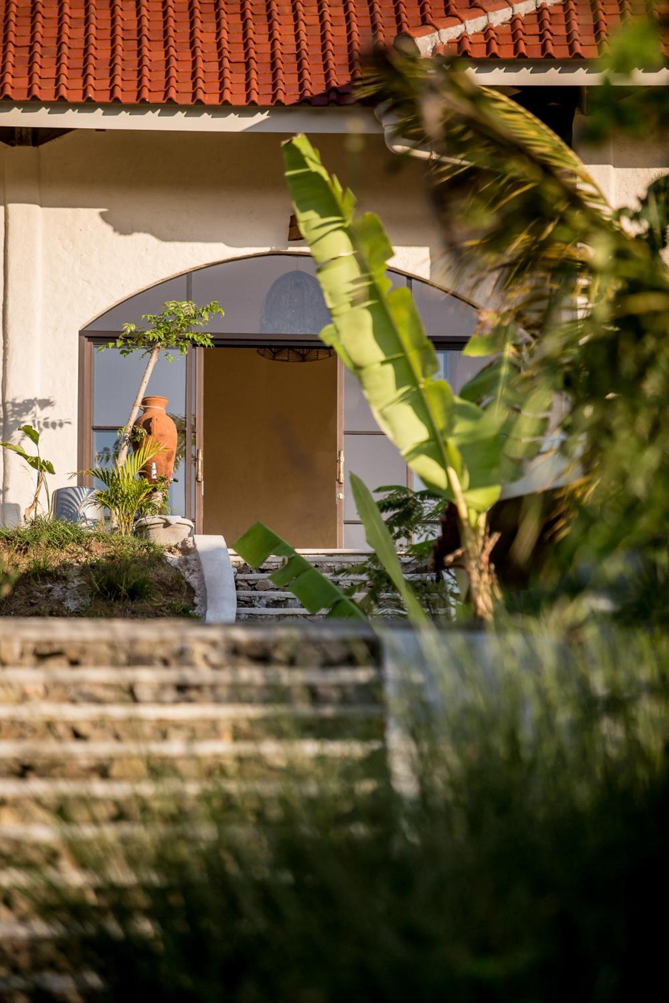 Drop In Surf Lodge Kuta  Екстер'єр фото