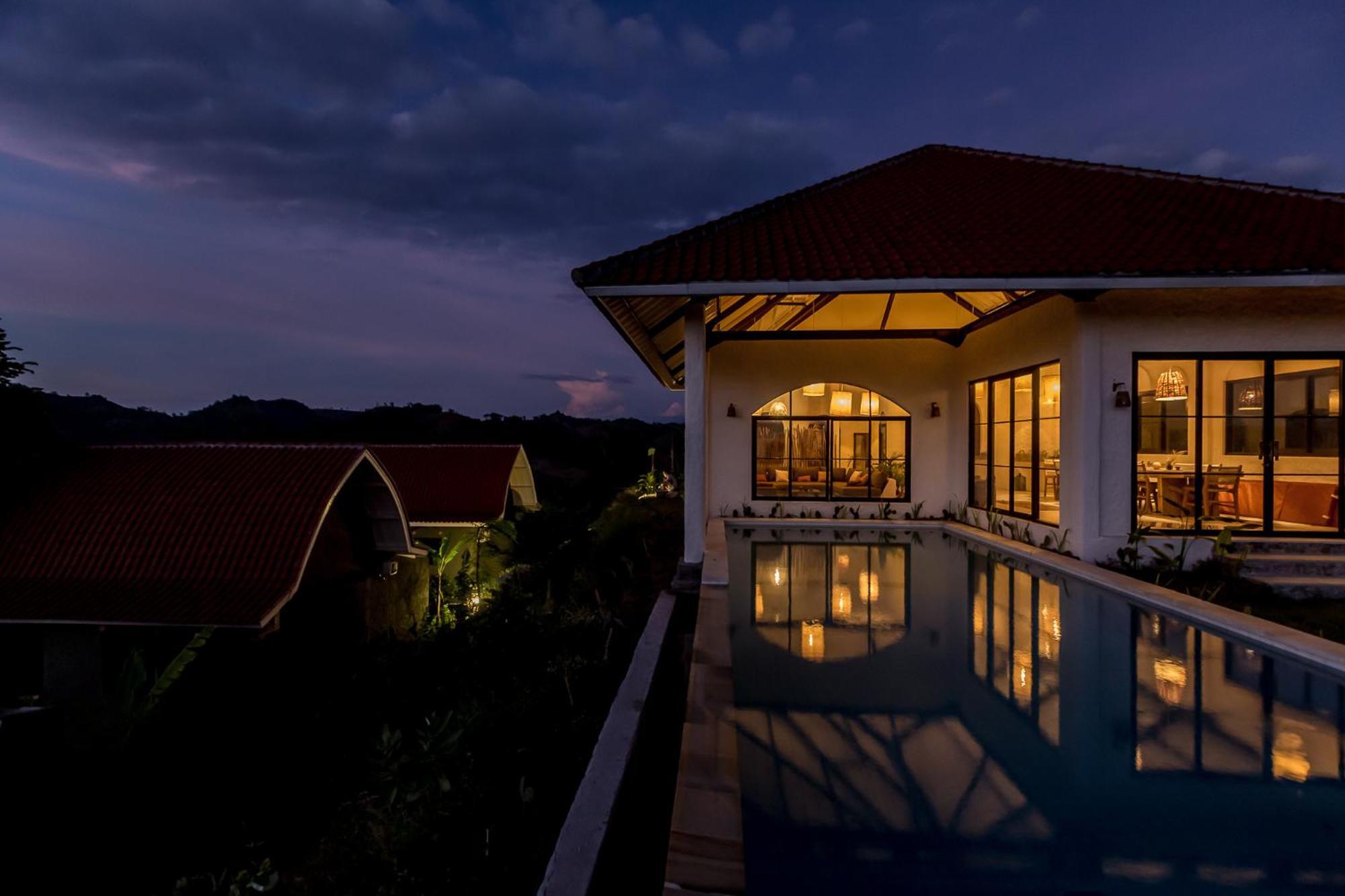 Drop In Surf Lodge Kuta  Екстер'єр фото