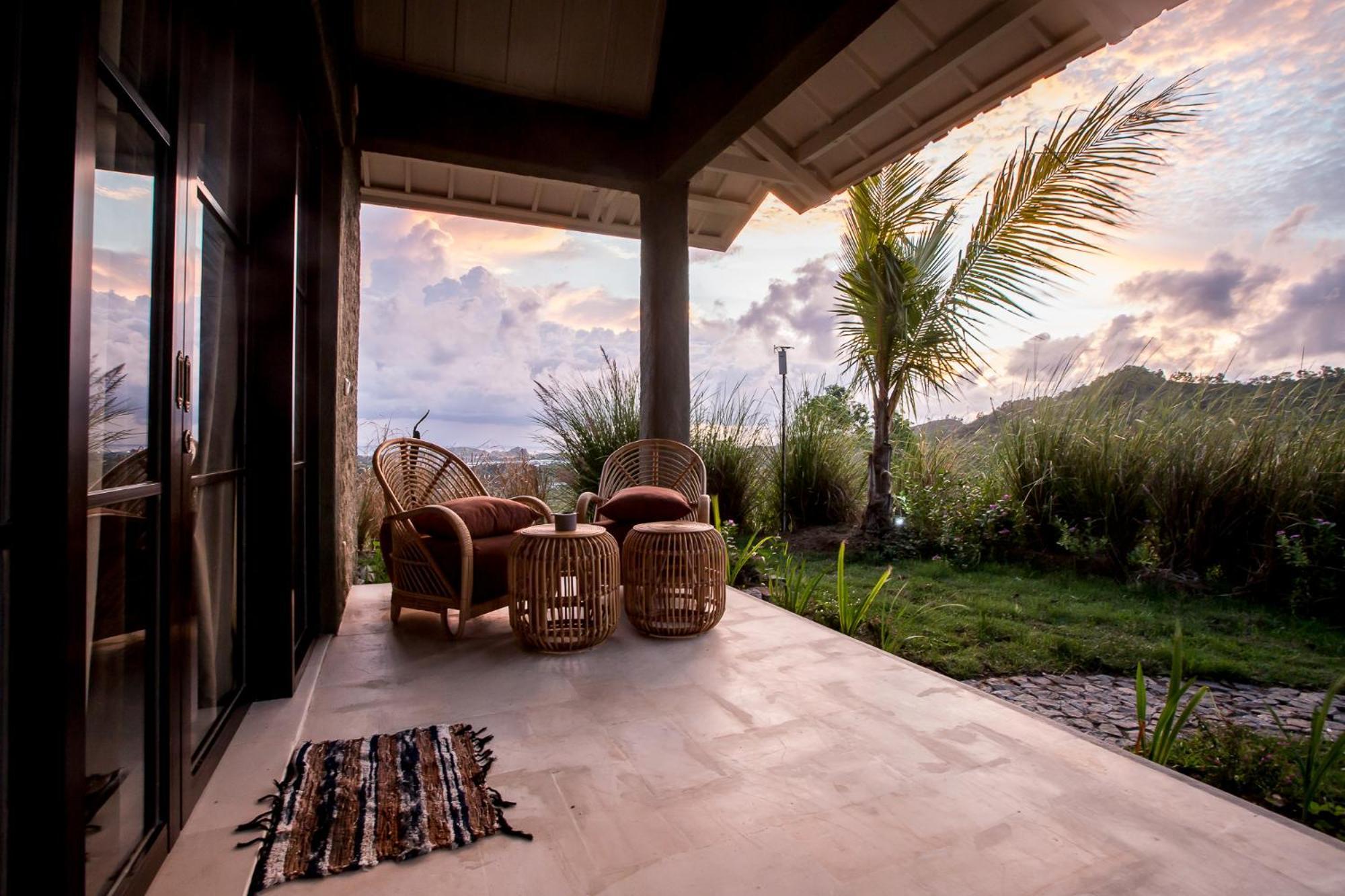 Drop In Surf Lodge Kuta  Екстер'єр фото