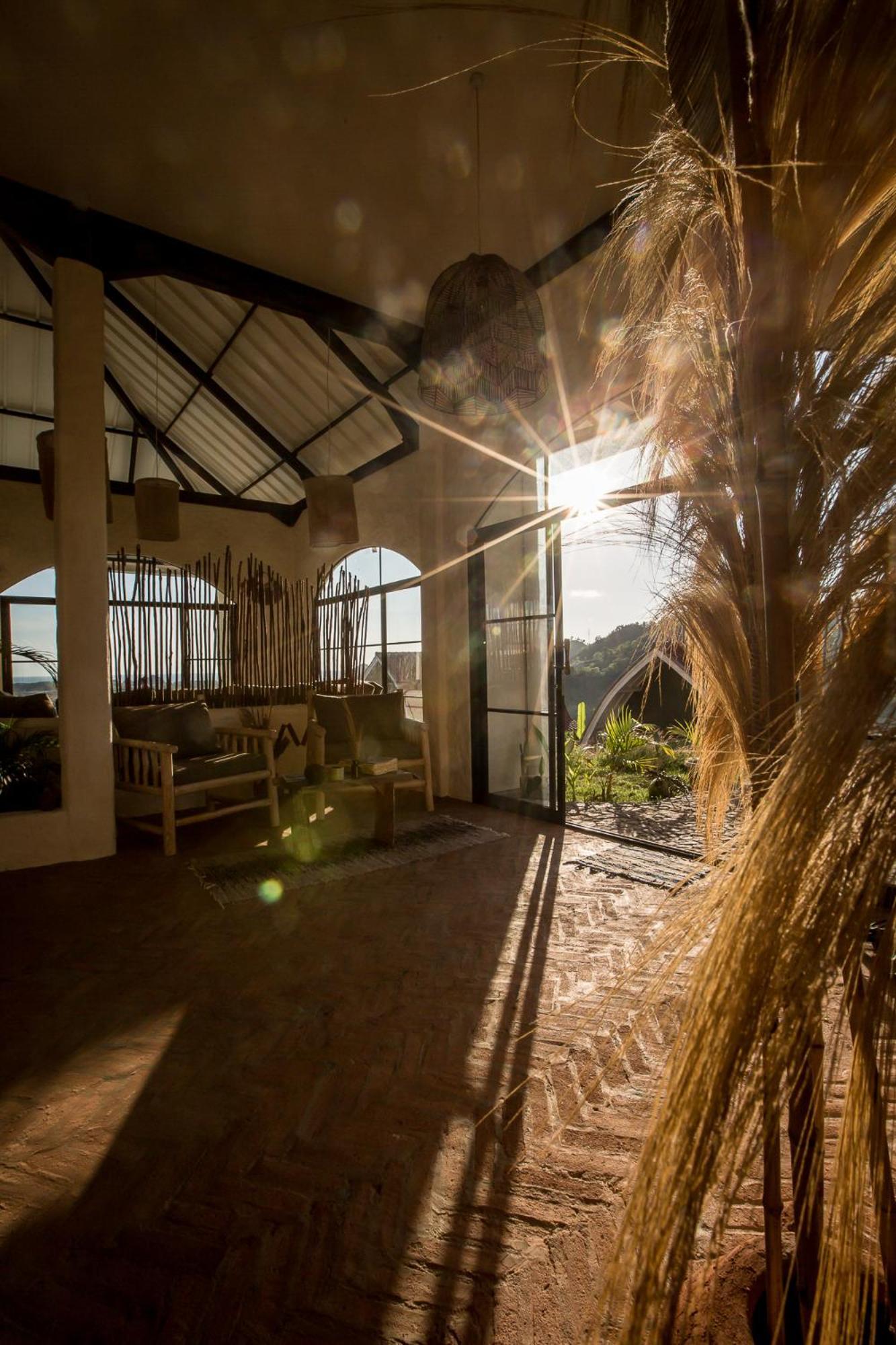 Drop In Surf Lodge Kuta  Екстер'єр фото